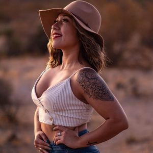 Meet your Posher, Isabela